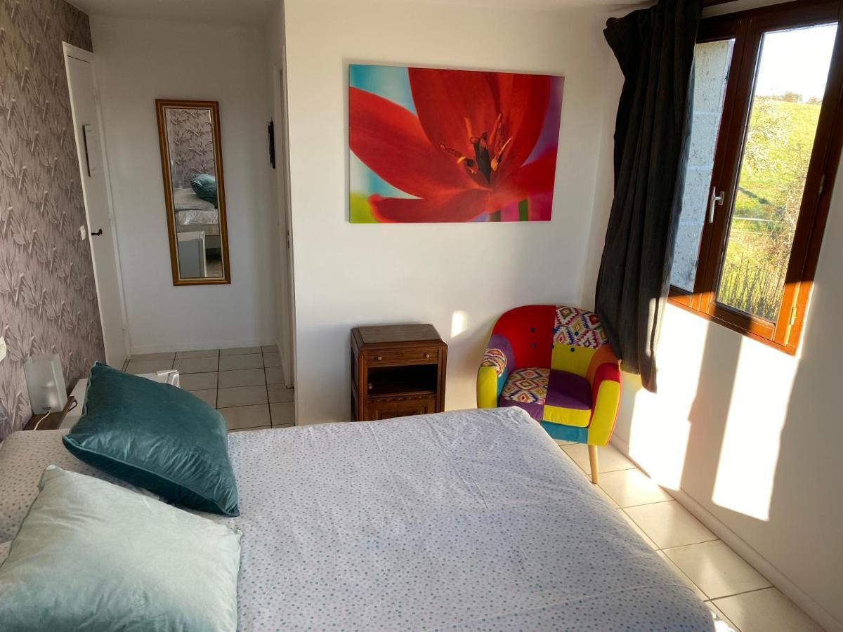 Bed and Breakfast Le Domaine Du Gravier Грама Экстерьер фото
